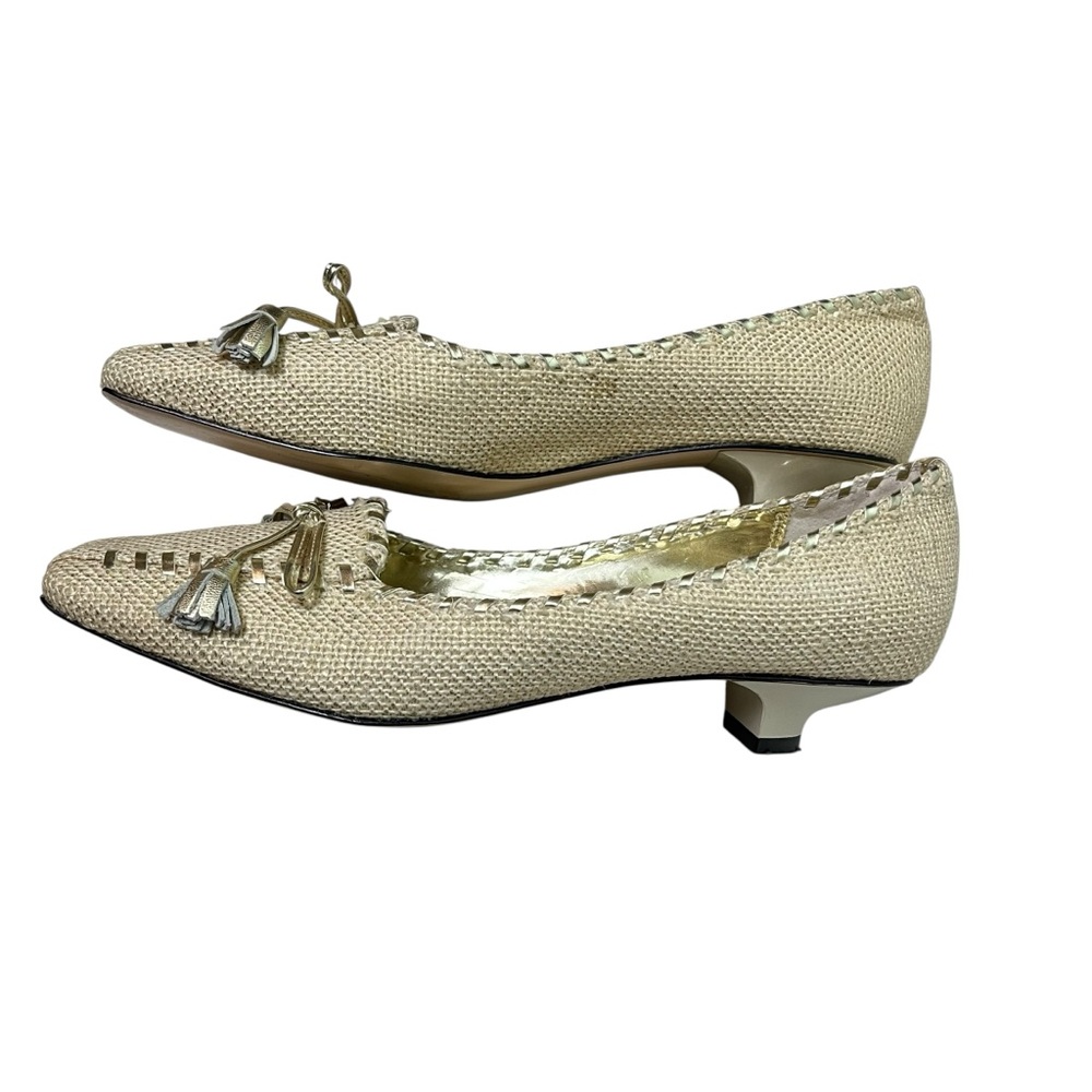 Vintage Laura Ashley Kitten Heel Pumps Gold Woven Fabric with Tassel Bow Size 6 - Picture 3 of 8